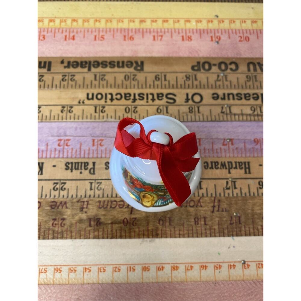 Vintage Hallmark Ornament Porcelain Ceramic Bell for Mother & Dad 1984 White Red - Picture 4 of 6